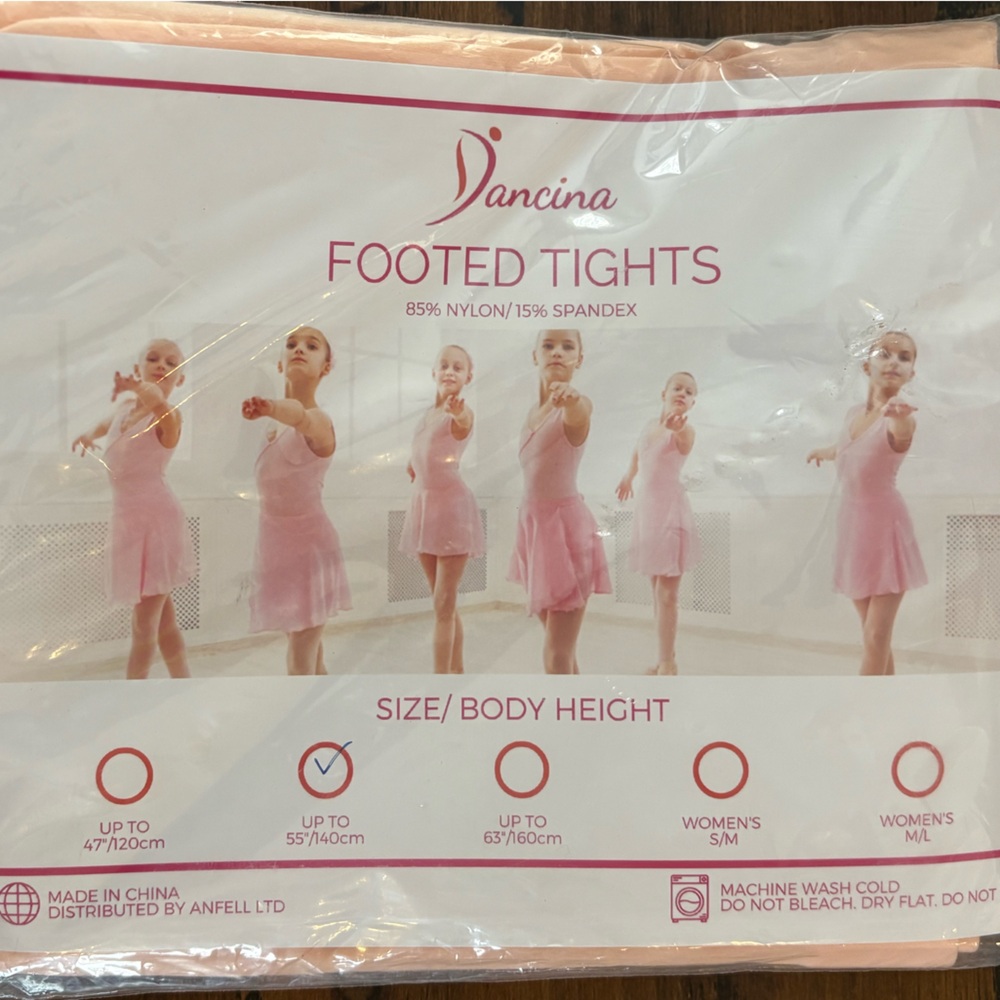 One-Pair Ballet Pink Footed Tights Size 6-8 NWT